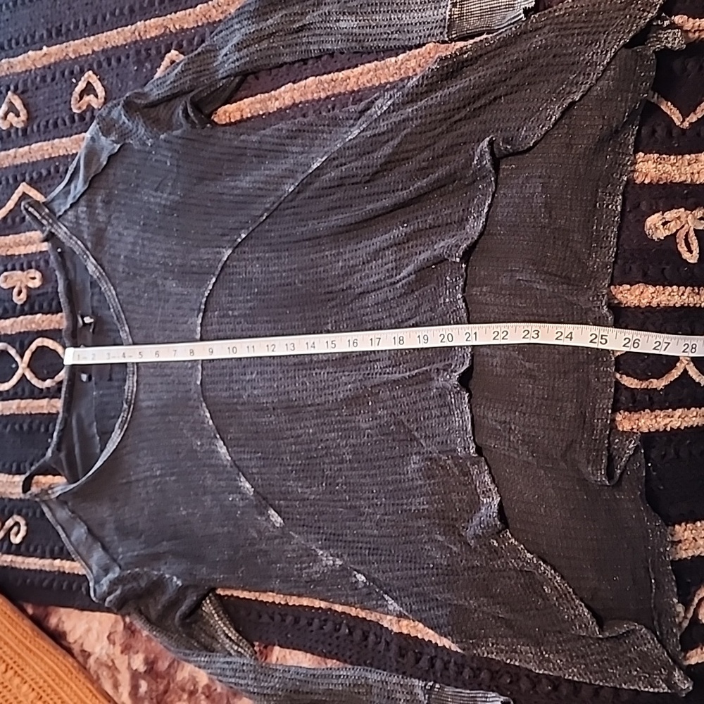 Buffalo open shoulder top - Picture 4 of 9